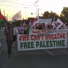 فلسطين حاضرة في مظاهرات اليونانيين ضد الاستغلال والاضطهاد والعنصرية.
