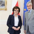 رئيس مجلس النواب البولندي: ايجاد معادلة دولية لدعم حل الدولتين أمر مهم جداً لانهاء الصراع