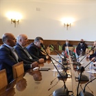 السفير المذبوح يطالب البرلمان البلغاري منع دخول المستوطنين وبضائع المستوطنات الى بلغاريا