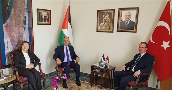السفير مصطفى  يلتقي وفدا من النيابة العامة التركية