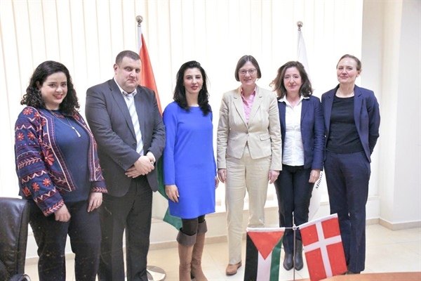 Ministry of Foreign affairs and expatriate receives Danish Deputy Minister of State