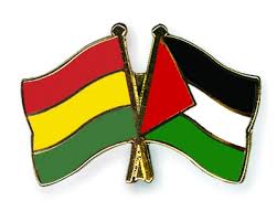 السفير الفلسطيني لدى بوليفيا يُسلم رسالة تهنئة من وزير الخارجية والمغتربين د.رياض المالكي لنظيره البوليفي