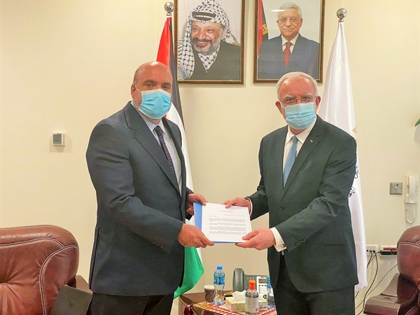 ‎الوزير د. المالكي يتسلم نسخة من أوراق اعتماد الرئيس الجديد لمكتب تمثيل جمهورية الارجنتين المعتمد لدى دولة فلسطين