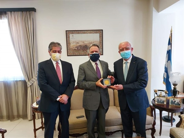 الوزير د. المالكي يستقبل ممثلي الاحزاب اليونانية.