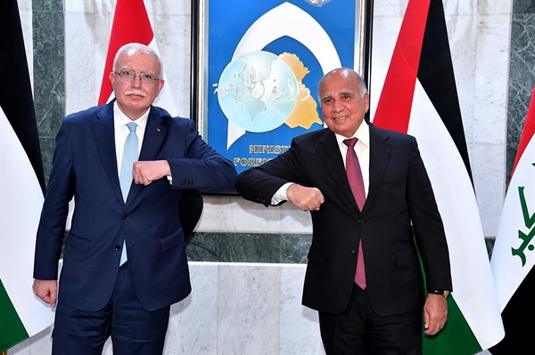 الوزير المالكي يبحث مع نظيره العراقي آخر مستجدات الأوضاع في فلسطين عقد الاجتماع الأول للجنة الفلسطينية العراقية المشتركة في رام الله قريبا