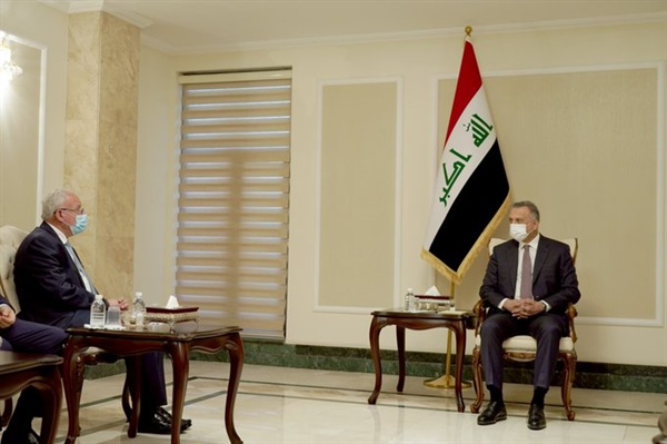 الوزير د. المالكي يلتقي رئيس الوزراء العراقي