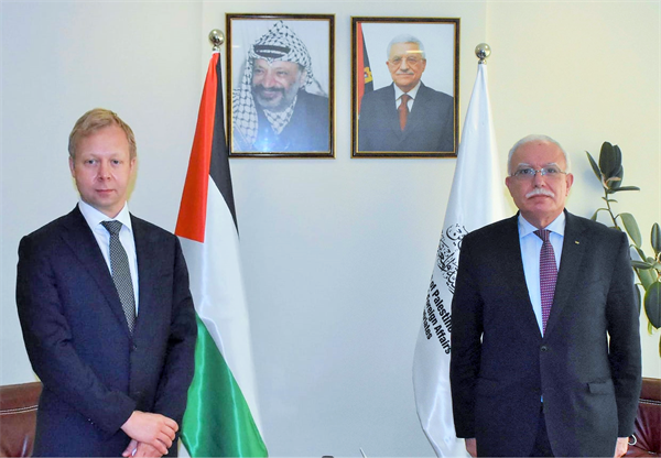 الوزير د. المالكي يلتقي بمبعوث الاتحاد الأوروبي لعملية السلام في الشرق الأوسط، سفين كوبمانس