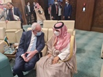 المالكي يطلع نظيره السعودي على آخر التطورات السياسية