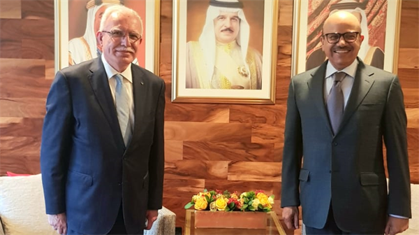 المالكي يلتقي نظيره البحريني على هامش اعمال الجمعية العامة للامم المتحدة في نيويورك