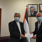 المالكي يتسلم أوراق اعتماد القاصد الرسولي ممثل الفاتيكان الجديد لدى دولة فلسطين