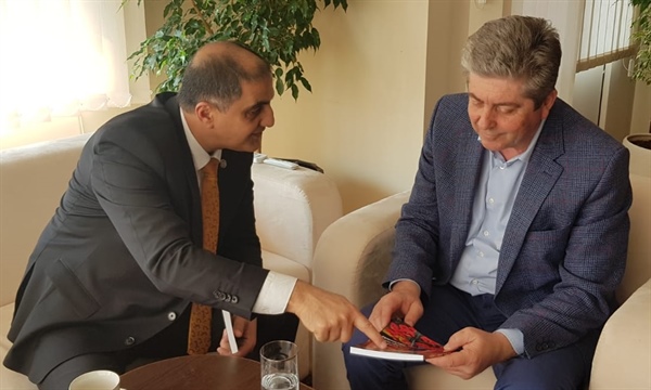 السفير المذبوح يلتقي فخامة رئيس جمهورية بلغاريا الاسبق