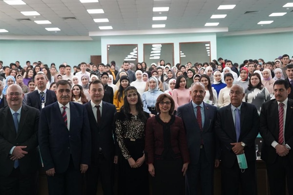 احياء يوم اللغة العربية في العاصمة الاوزبيكية طشقند
