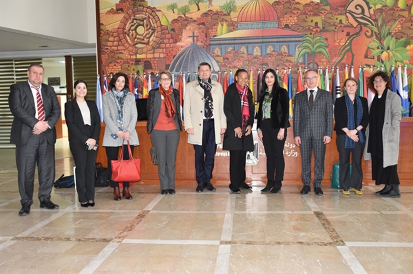 وكيل وزارة الخارجية والمغتربين د. أمل جادو شكعة تستقبل مدير عام الوكالة السويسرية للتعاون والتنمية