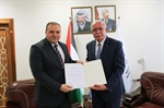 الوزير المالكي يتسلّم أوراق اعتماد سفير المملكة الأردنية الهاشمية