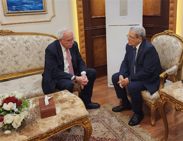 الوزير د. رياض المالكي يلتقي نظيره التونسي