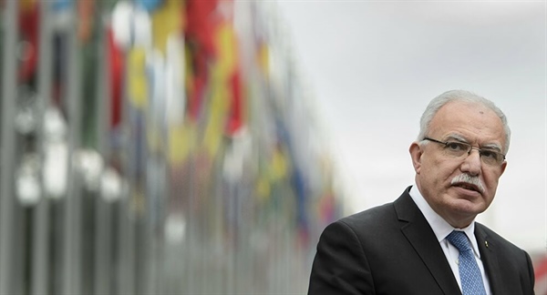 ‏المالكي يلتقي بنظيرته السلوفينية على ‏هامش الاجتماع الوزاري الرابع دول الجوار الأوروبي في برشلونة