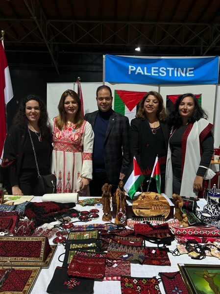 السفارة الفلسطينية في النمسا تشارك بالبازار الخيري الدولي السنوي