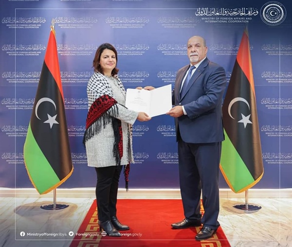 وزيرة الخارجية والتعاون الدولي الليبية تستقبل القائم بالأعمال الفلسطيني لدى ليبيا السيد محمد الرحال