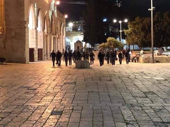 الخارجية والمغتربين: تُدين إخراج قوات الاحتلال للمعتكفين والمصلين بالقوة من الأقصى وتعتبرها سابقة خطيرة