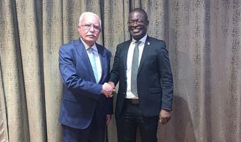 المالكي يجتمع مع وزير الخارجية بالوكالة وزير التعليم العالي والجامعي والعلوم وتطوير التكنولوجيا في جمهورية زيمبابوي