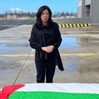 الخارجية والمغتربين// السفيرة عودة في وداع جثمان شهيد لقمة العيش عدي عبد الفتاح عارف احمد في طريقه لذويه في قطاع غزة