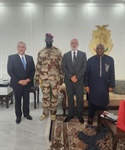 السفير الزهيري يسلم الرئيس الغيني مامادي دومبويا رسالة خطية من الرئيس محمود عباس