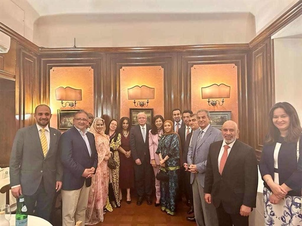 الوزير د.المالكي يلتقي السفراء العرب المعتمدين لدى ايطاليا وحاضرة الفاتيكان