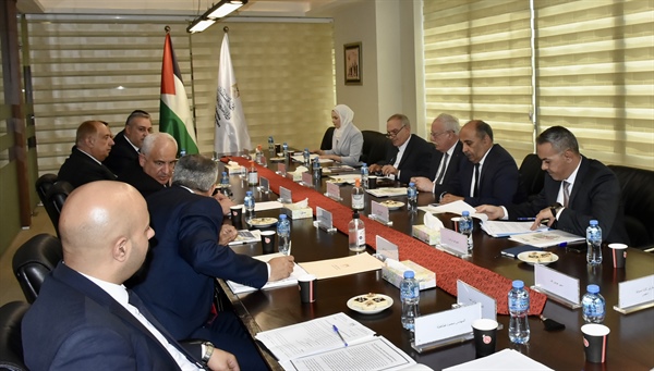 اجتماع وزاري موسع للاتفاق على خطة التحرك التنموي لتعزيز برامج التعاون بين دولتي فلسطين وليبيا