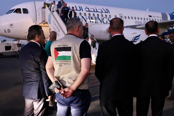 وصول فريق دولة فلسطين للتدخل والاستجابة العاجلة برئاسة الوكالة الفلسطينية للتعاون الدولي إلى ليبيا