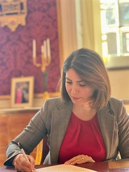 السفير المحيسن تقدم رسالة تهنئة إلى ملك السويد بمناسبة الذكرى الخمسين لتسلمه مقاليد الحكم