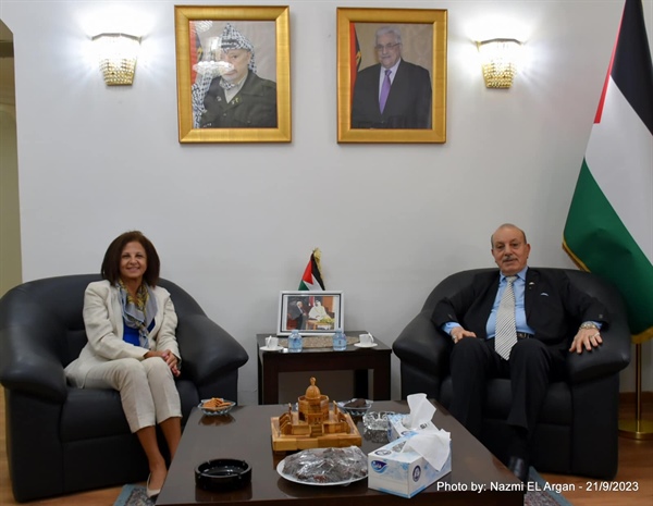 السفير خالد عارف يستقبل القائم بالأعمال اللبناني ميرنا خولي