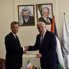 الوزير د. المالكي يتسلم نسخة من أوراق اعتماد ممثل إيرلندا الجديد لدى دولة فلسطين