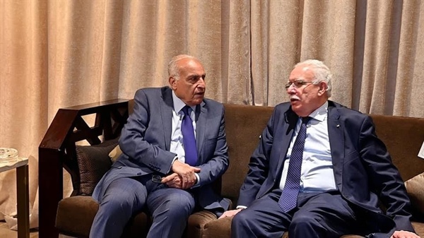 الوزير د.المالكي يلتقي نظيره الجزائري على هامش أعمال مجلس الجامعة العربية ويطلعه على آخر تطورات العدوان الإسرائيلي الخطير على قطاع غزة