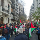 وقفة تضامنية أمام السفارة الفلسطينية في الارجنتين للتنديد بالعدوان الوحشي على غزة